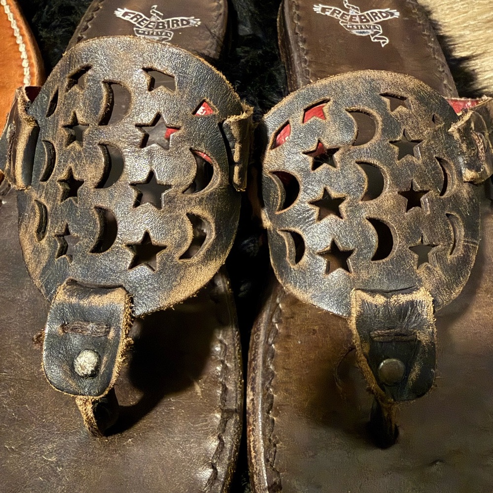Freebird by Steven Vallarta Sandals- 3 Pairs Size: 8 - Picture 3 of 8